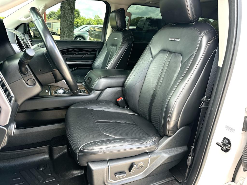 Thumbnail: 2019 Ford Expedition - 10