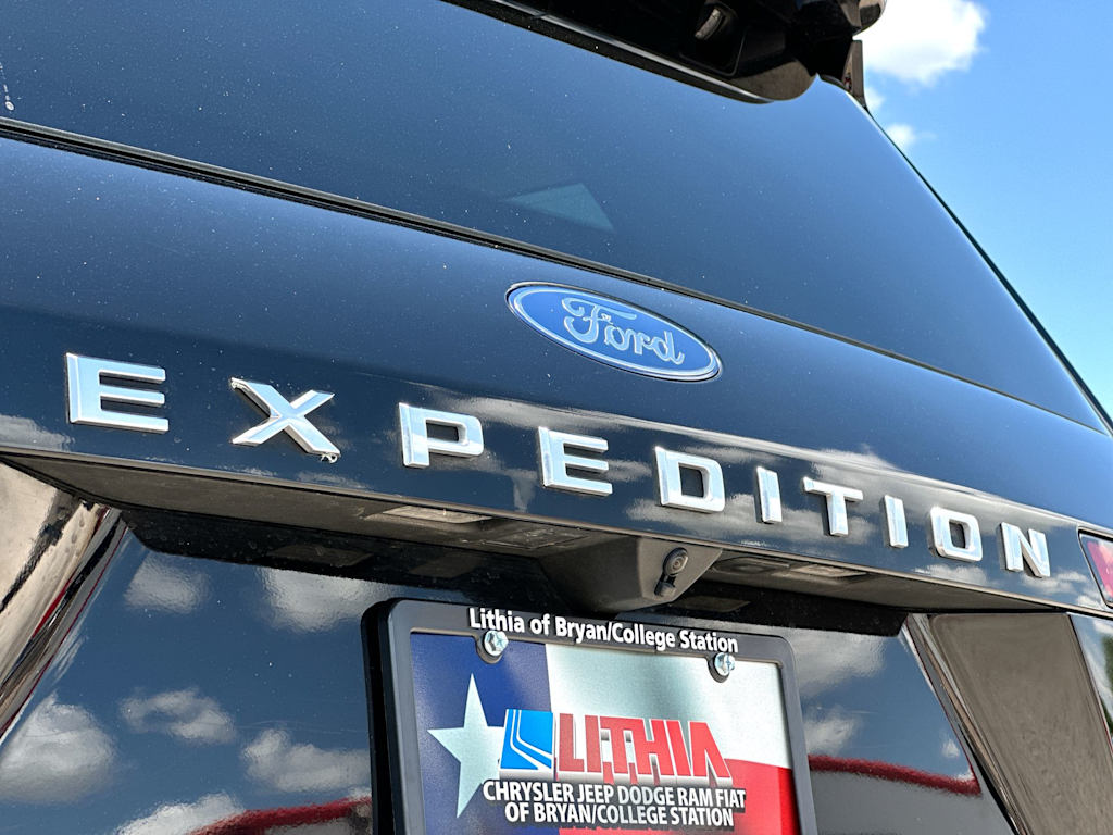 Thumbnail: 2025 Ford Expedition - 7