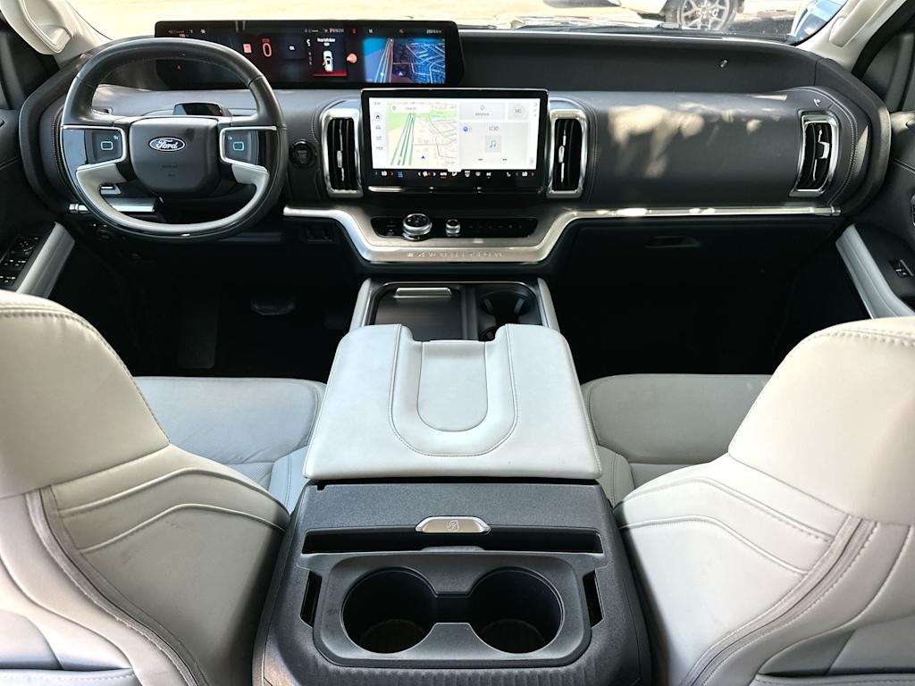 Thumbnail: 2025 Ford Expedition - 9