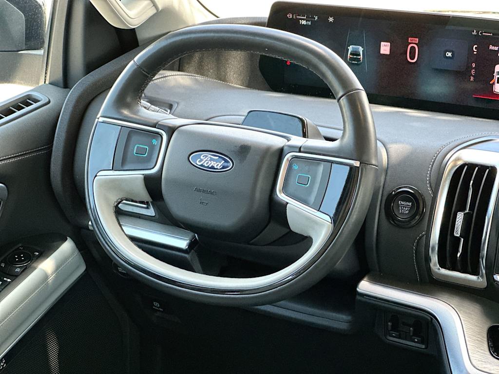 Thumbnail: 2025 Ford Expedition - 12