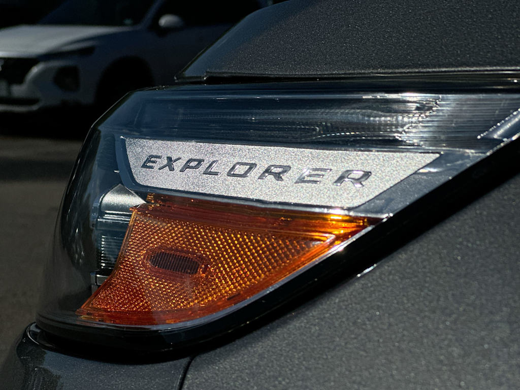 Thumbnail: 2021 Ford Explorer - 7