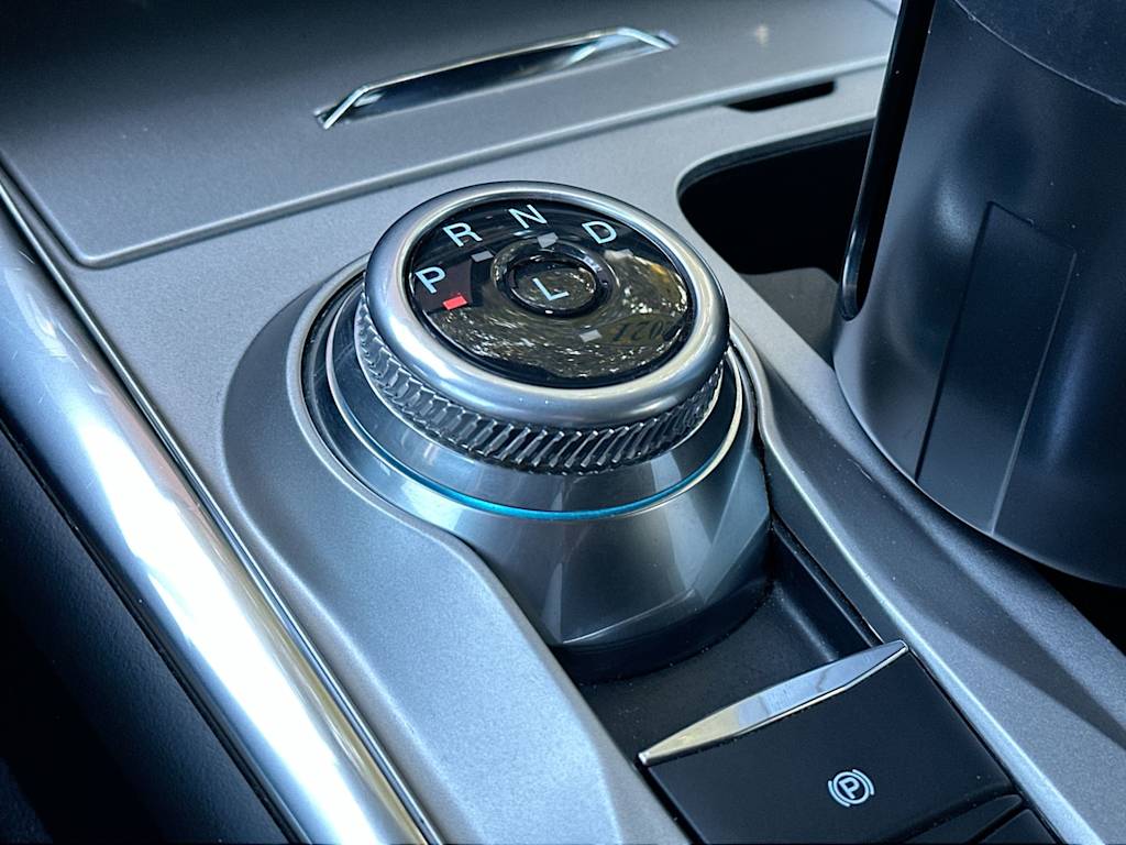 Thumbnail: 2021 Ford Explorer - 14