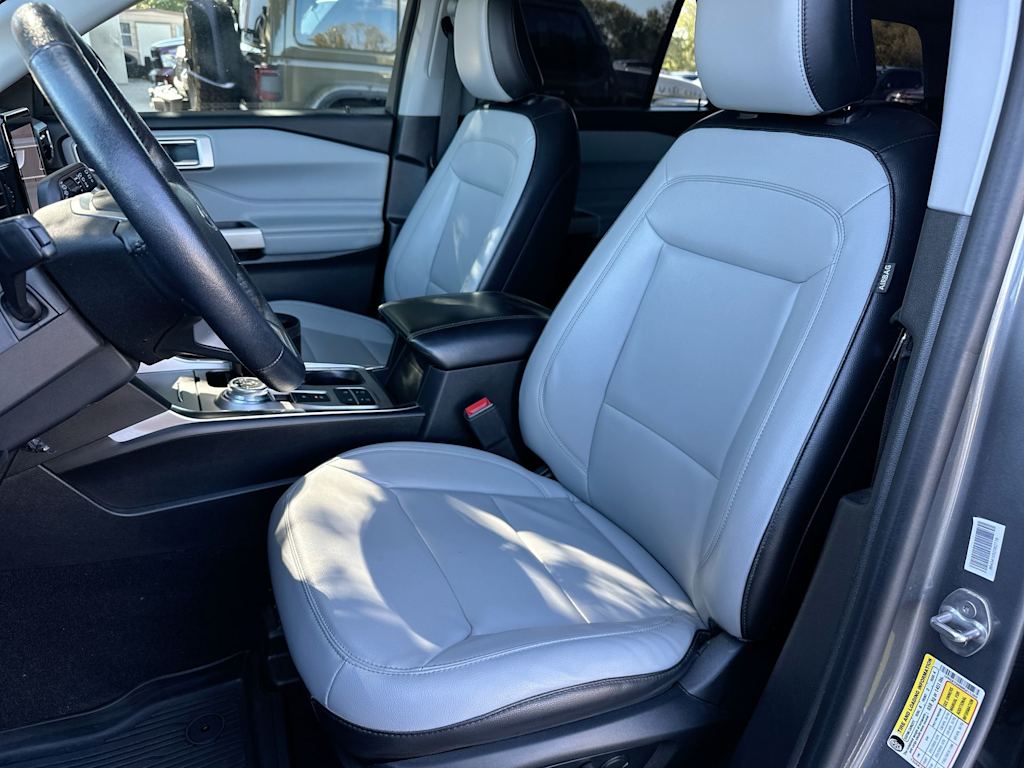 Thumbnail: 2021 Ford Explorer - 10