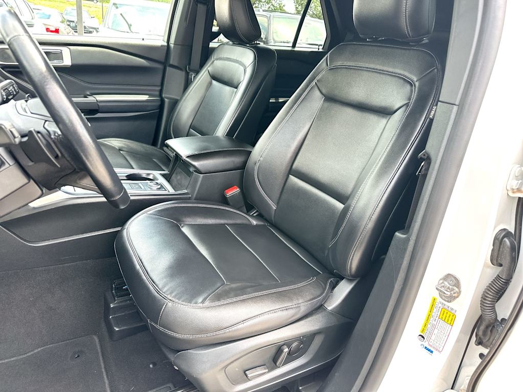 Thumbnail: 2020 Ford Explorer - 10