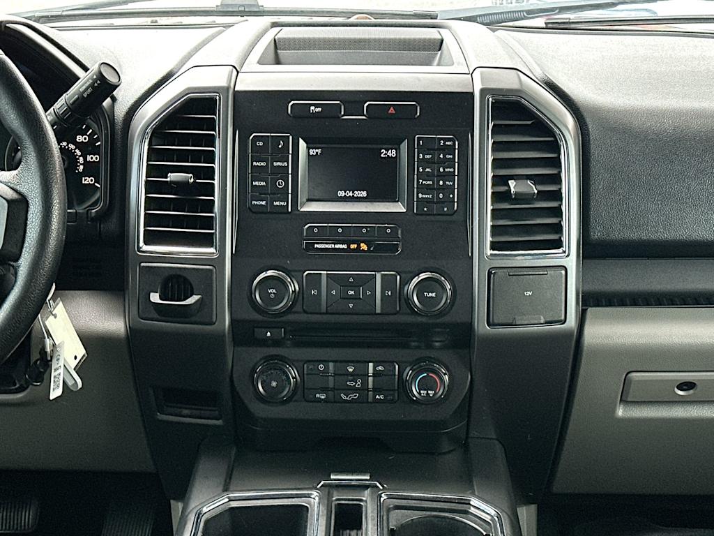 Thumbnail: 2016 Ford F-150 - 28