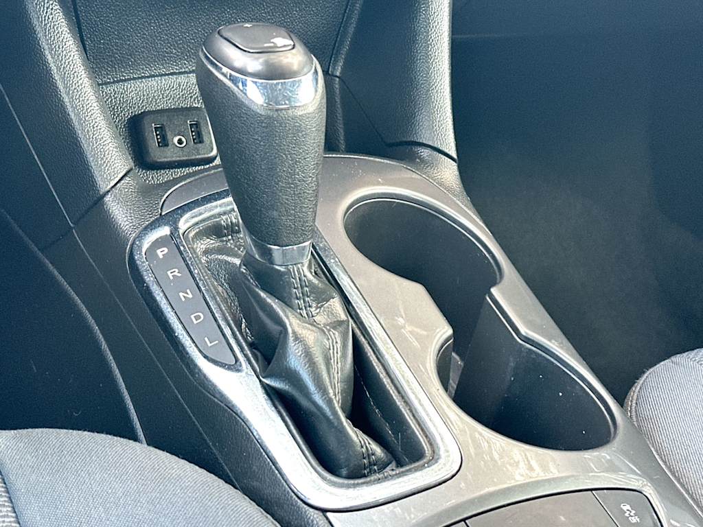 Thumbnail: 2019 Chevrolet Cruze - 13