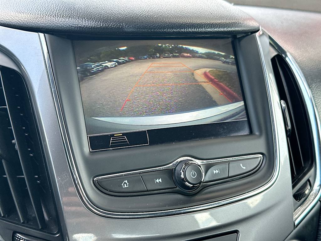Thumbnail: 2019 Chevrolet Cruze - 12