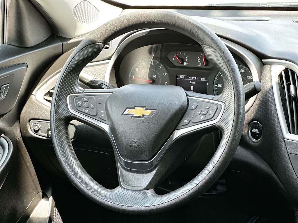 Thumbnail: 2025 Chevrolet Malibu - 12