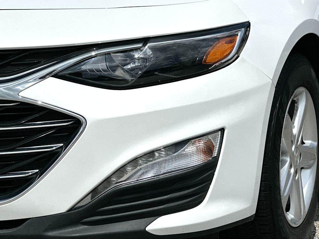Thumbnail: 2023 Chevrolet Malibu - 26
