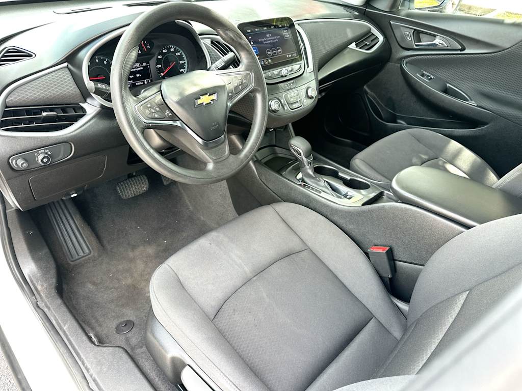 Thumbnail: 2023 Chevrolet Malibu - 2