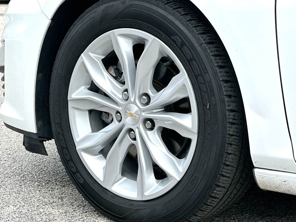Thumbnail: 2025 Chevrolet Malibu - 8