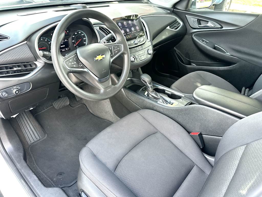 Thumbnail: 2025 Chevrolet Malibu - 2