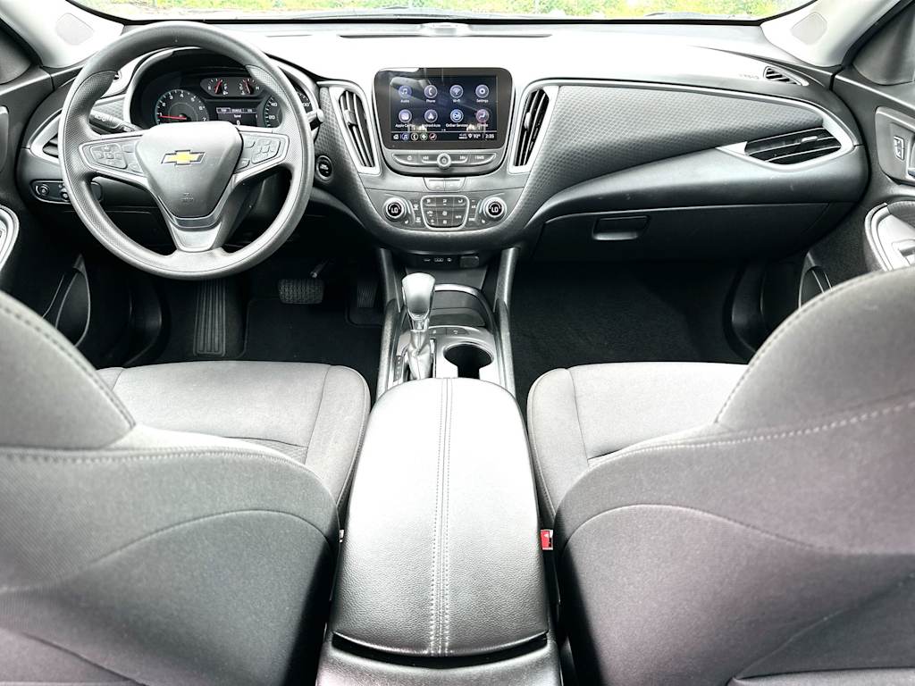 Thumbnail: 2025 Chevrolet Malibu - 8