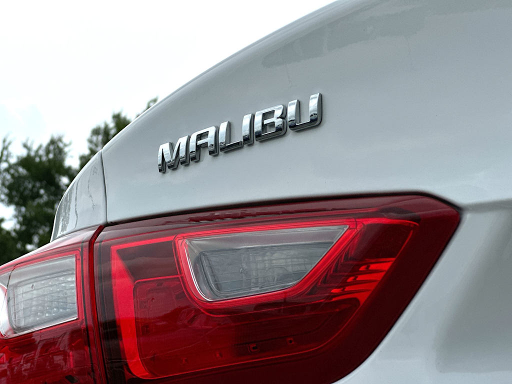 Thumbnail: 2025 Chevrolet Malibu - 25