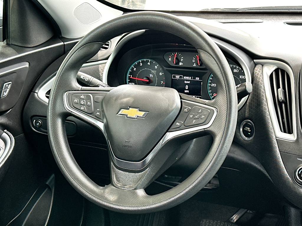 Thumbnail: 2024 Chevrolet Malibu - 11