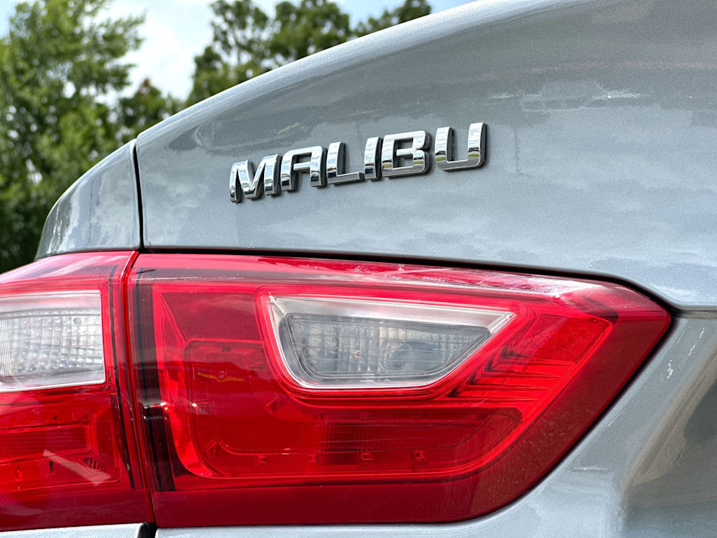 Thumbnail: 2024 Chevrolet Malibu - 25