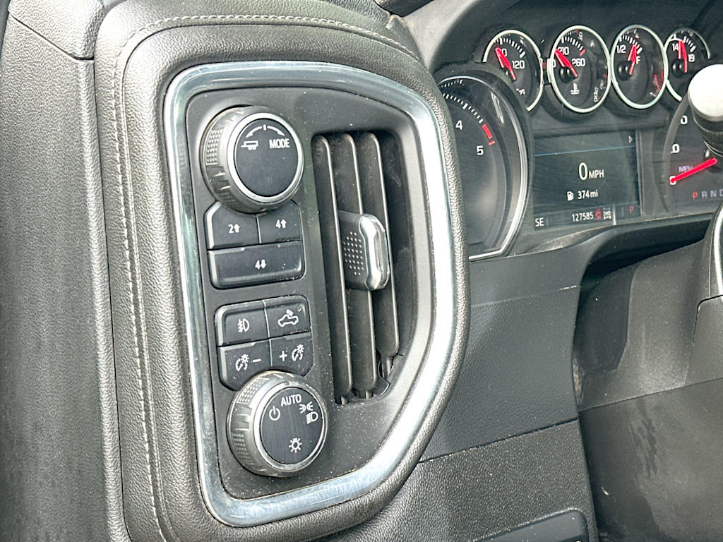 Thumbnail: 2022 Chevrolet Silverado 3500 - 25