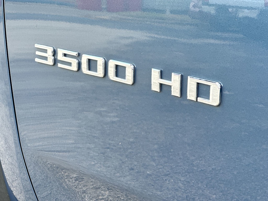 Thumbnail: 2025 Chevrolet Silverado 3500 - 7