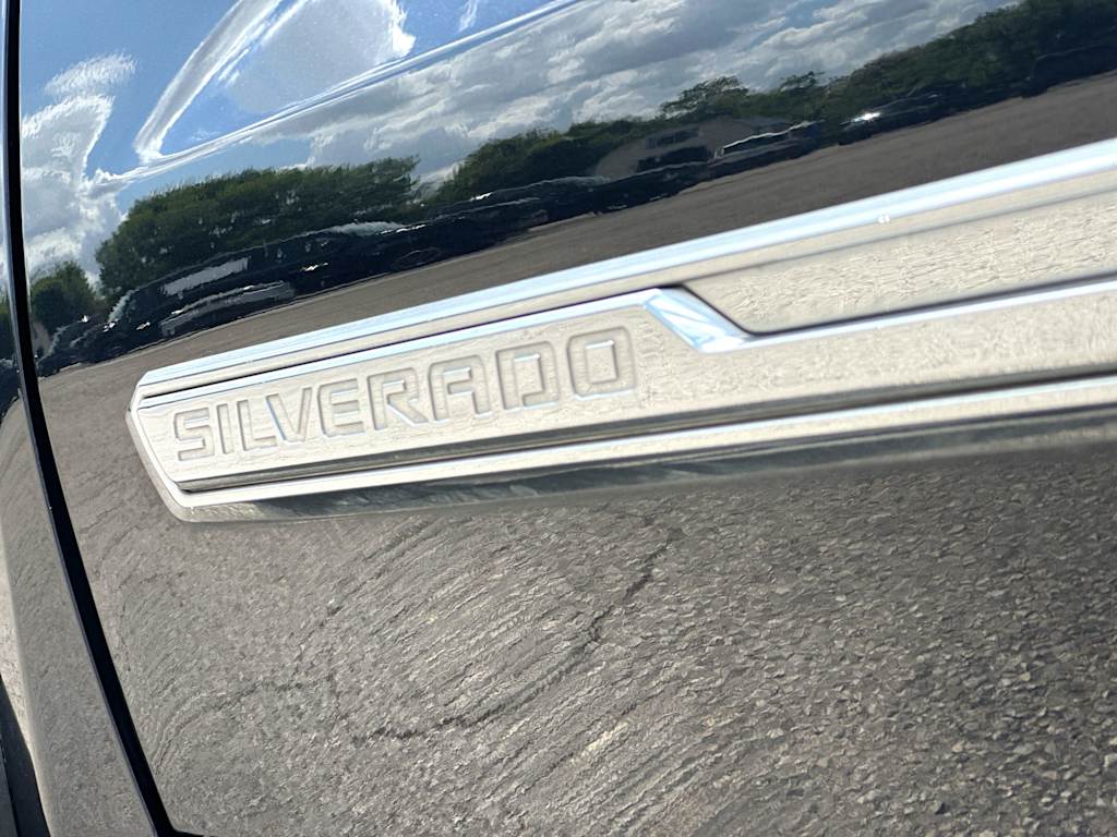 Thumbnail: 2023 Chevrolet Silverado 1500 - 7