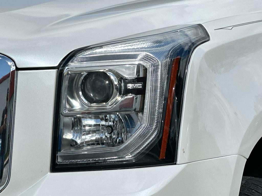 Thumbnail: 2020 GMC Yukon - 26