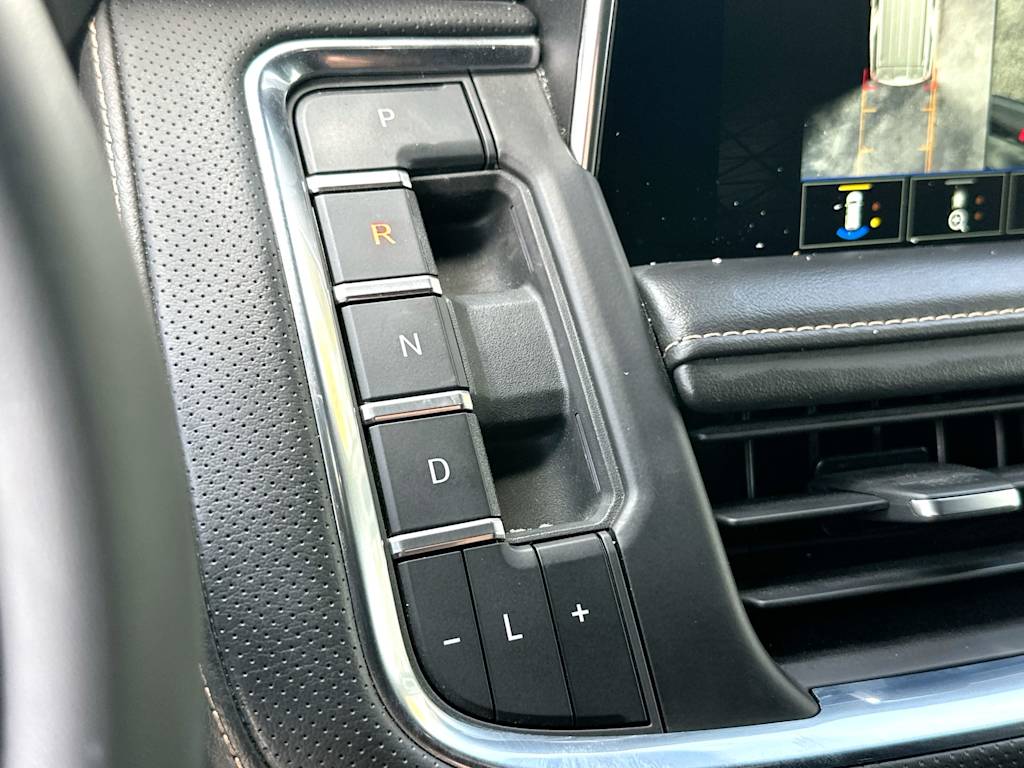 Thumbnail: 2023 GMC Yukon - 14