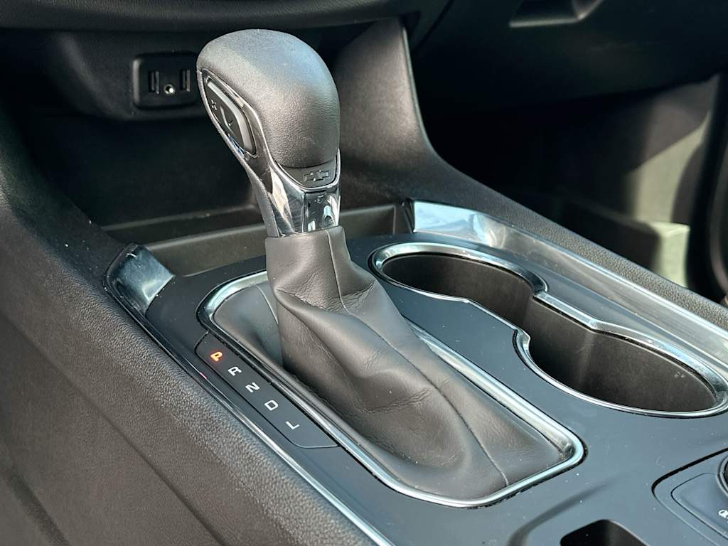 Thumbnail: 2021 Chevrolet Traverse - 13