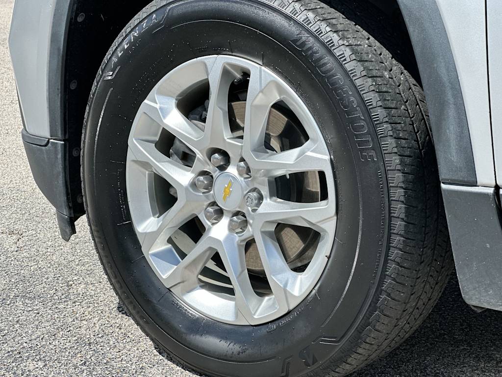 Thumbnail: 2021 Chevrolet Traverse - 8