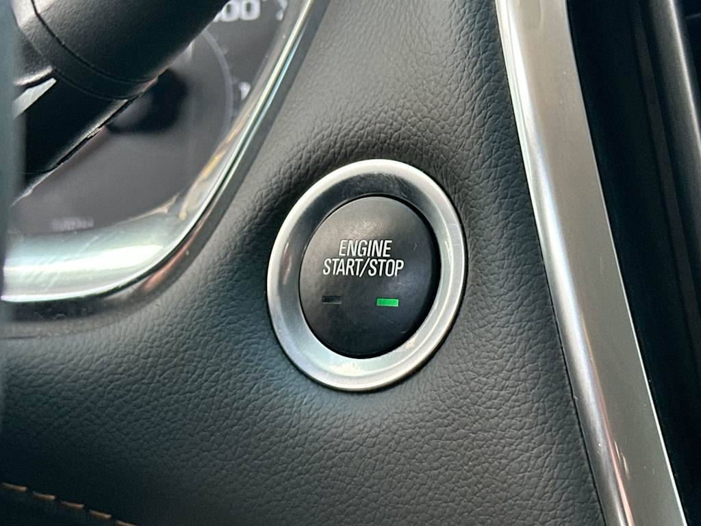 Thumbnail: 2021 Chevrolet Traverse - 29