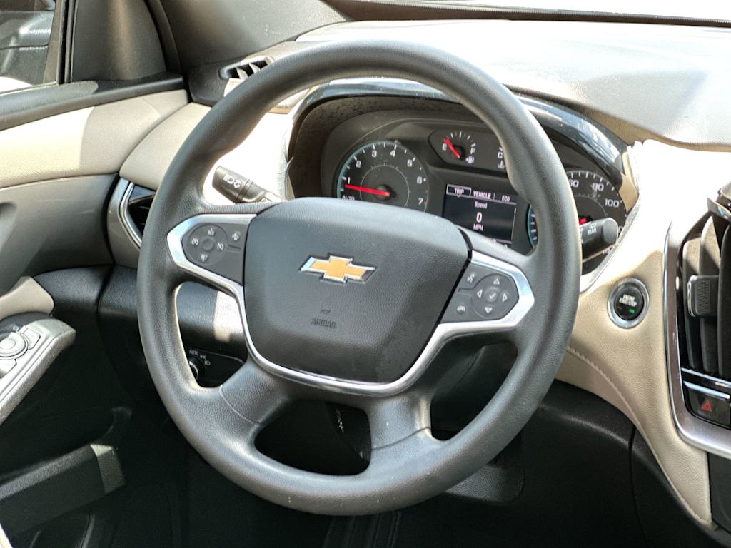 Thumbnail: 2023 Chevrolet Traverse - 12