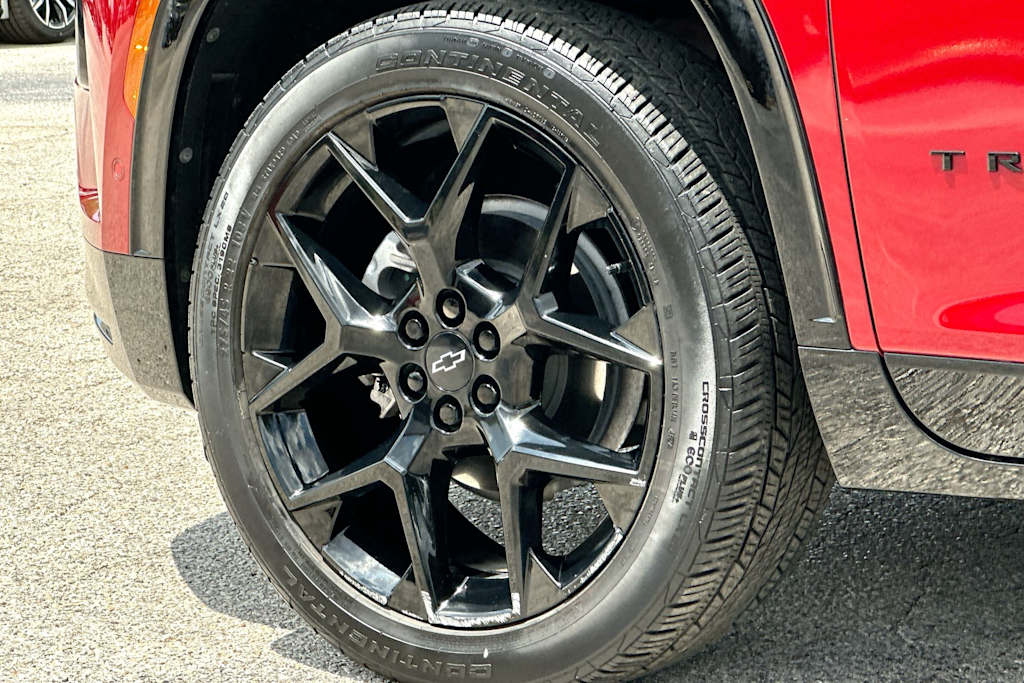 Thumbnail: 2025 Chevrolet Traverse - 8