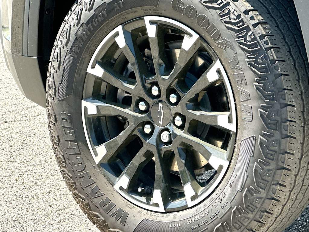 Thumbnail: 2025 Chevrolet Traverse - 8