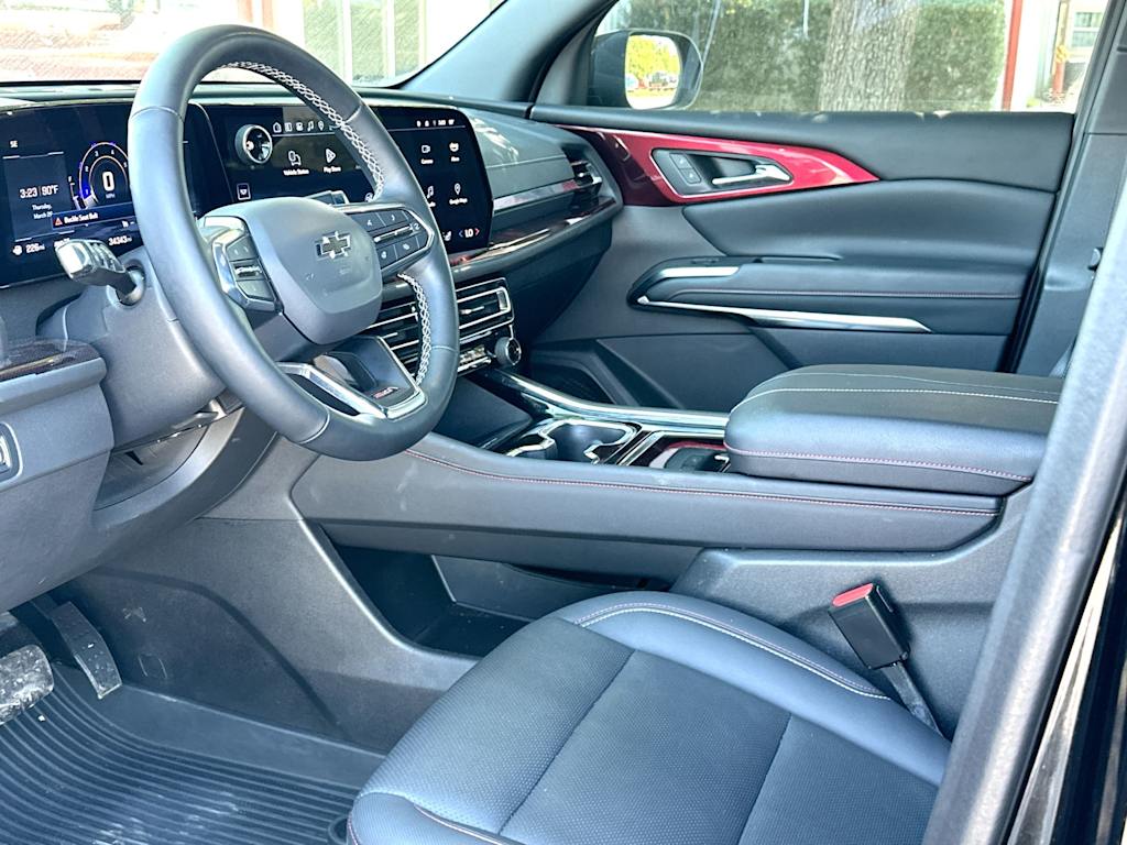 Thumbnail: 2025 Chevrolet Traverse - 2