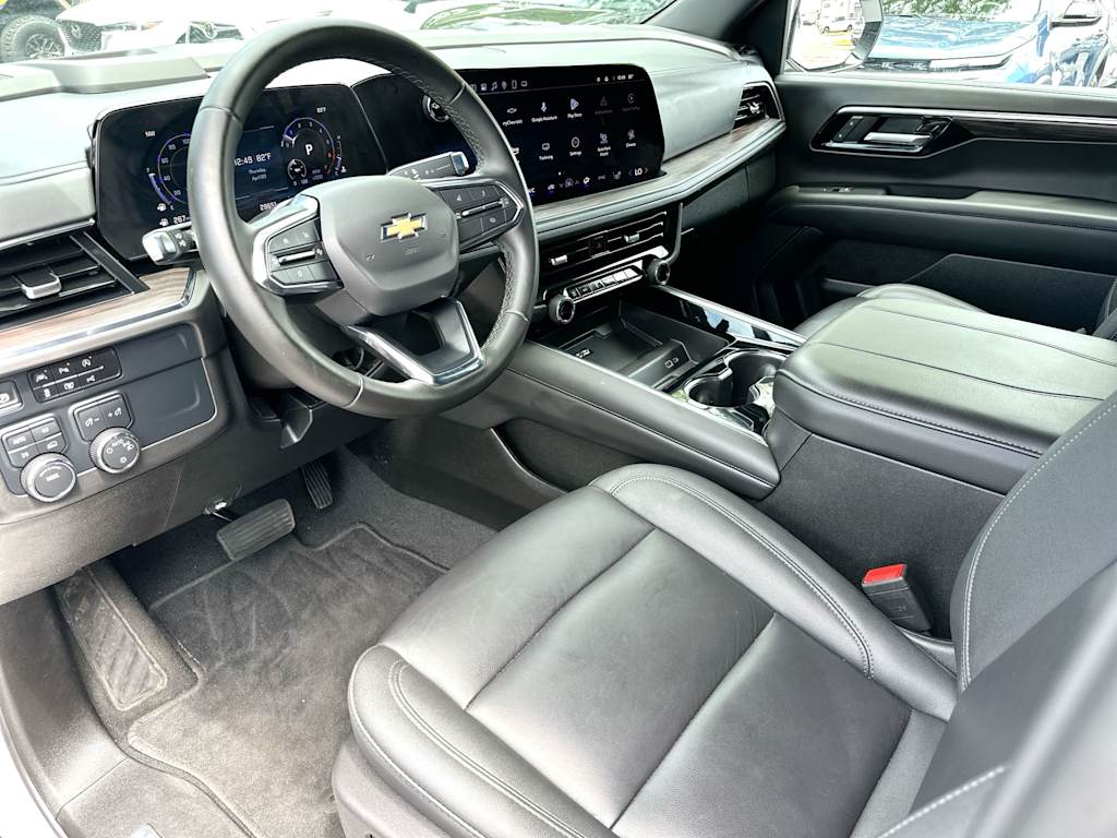 Thumbnail: 2025 Chevrolet Tahoe - 2
