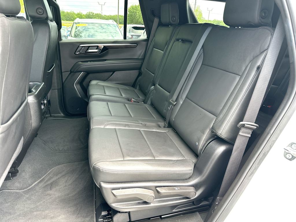 Thumbnail: 2025 Chevrolet Tahoe - 11