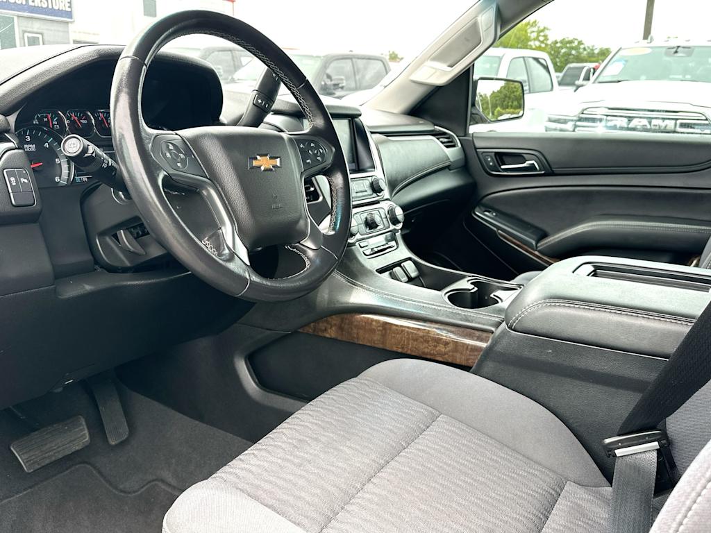 Thumbnail: 2020 Chevrolet Tahoe - 2