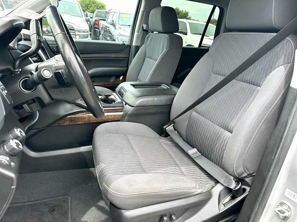 Thumbnail: 2020 Chevrolet Tahoe - 10