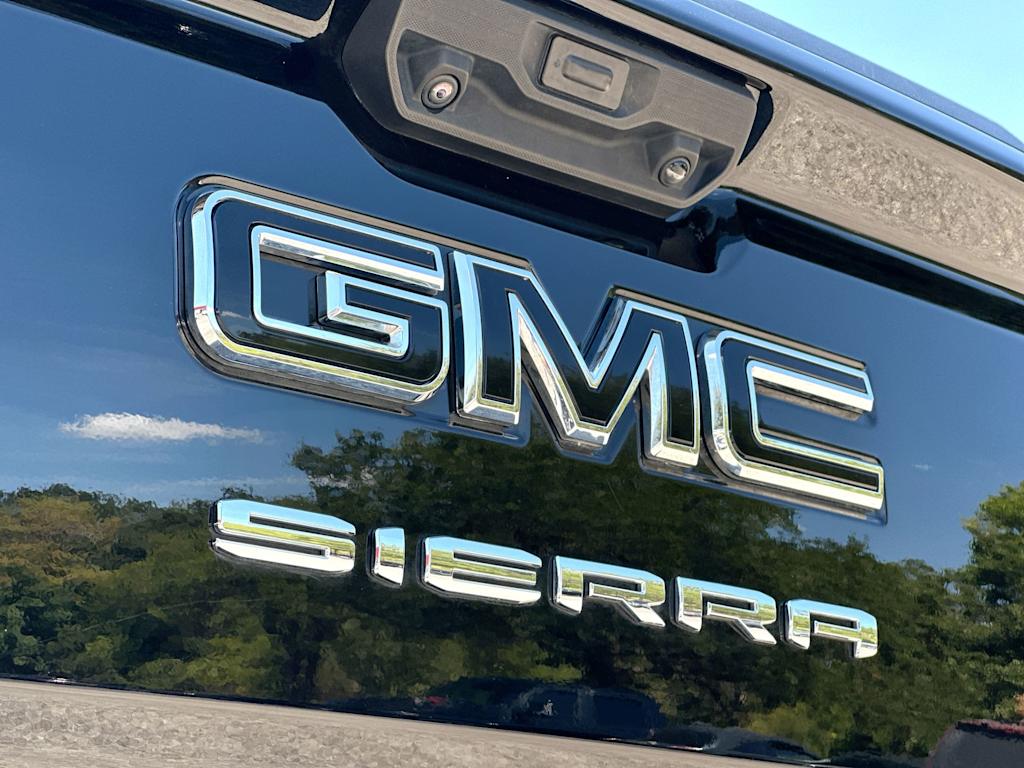 Thumbnail: 2025 GMC Sierra 1500 - 7