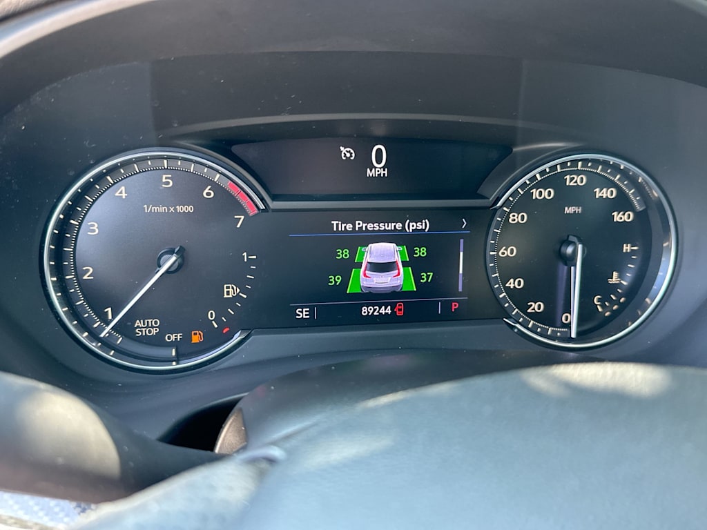 Thumbnail: 2020 Cadillac XT4 - 15