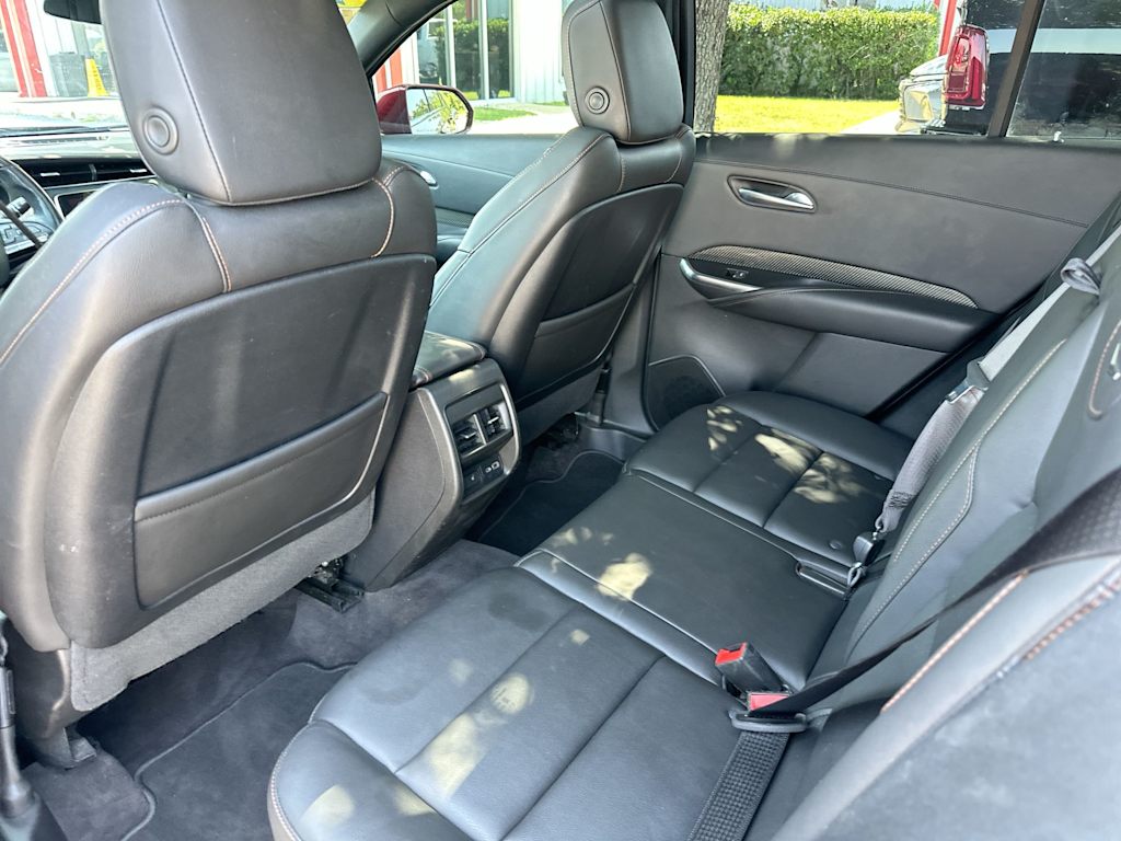 Thumbnail: 2020 Cadillac XT4 - 28