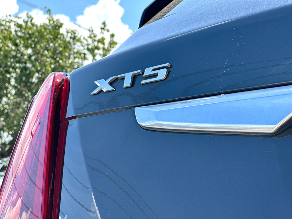 Thumbnail: 2025 Cadillac XT5 - 7