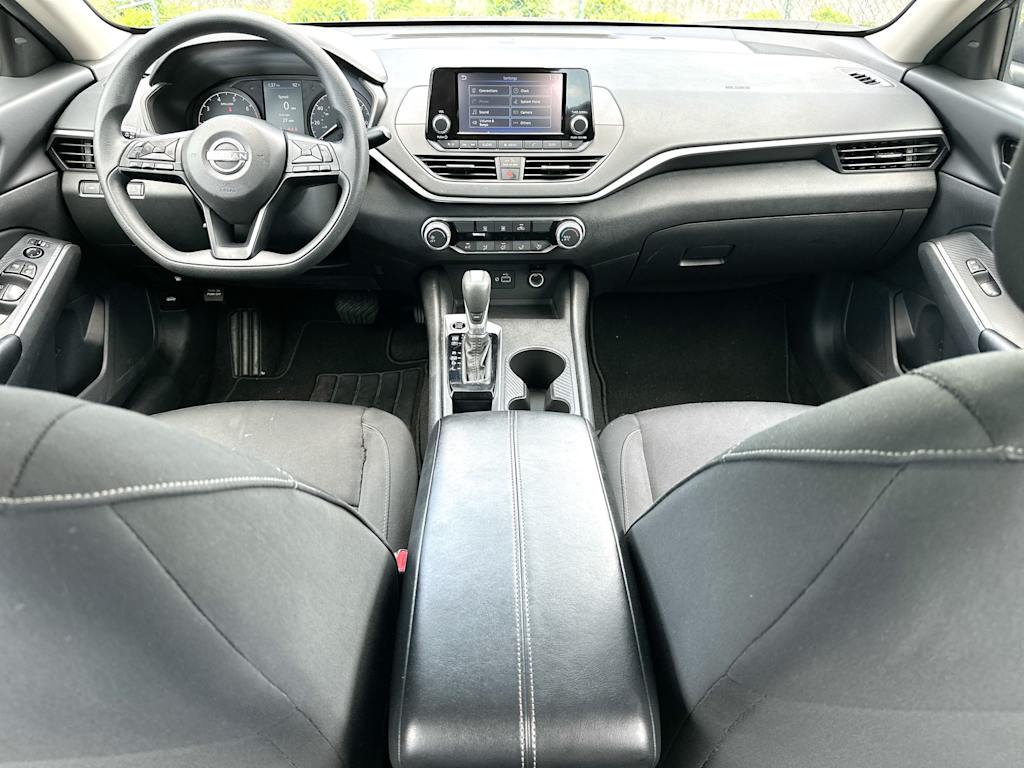 Thumbnail: 2024 Nissan Altima - 9