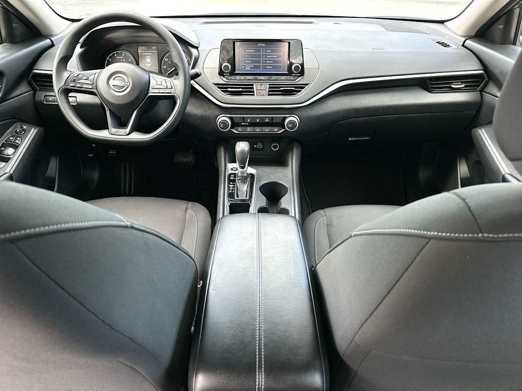 Thumbnail: 2024 Nissan Altima - 9