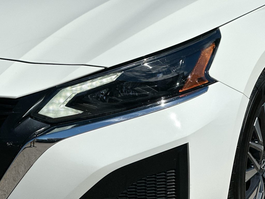 Thumbnail: 2025 Nissan Altima - 26