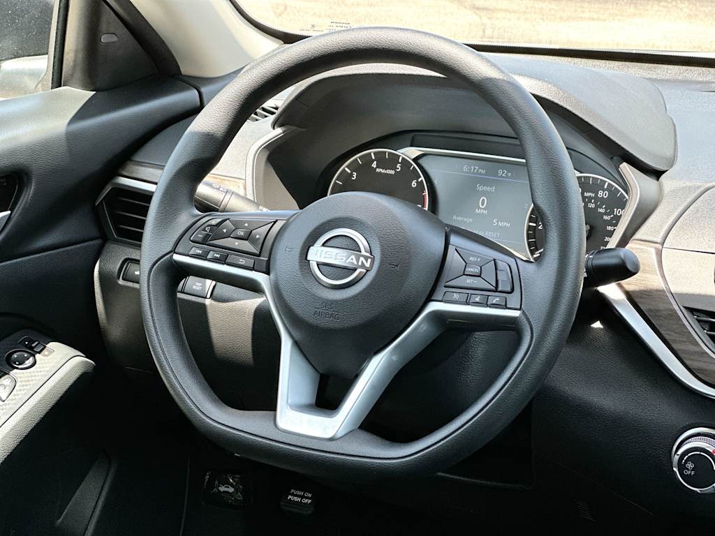 Thumbnail: 2025 Nissan Altima - 11