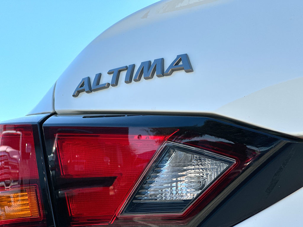 Thumbnail: 2025 Nissan Altima - 24