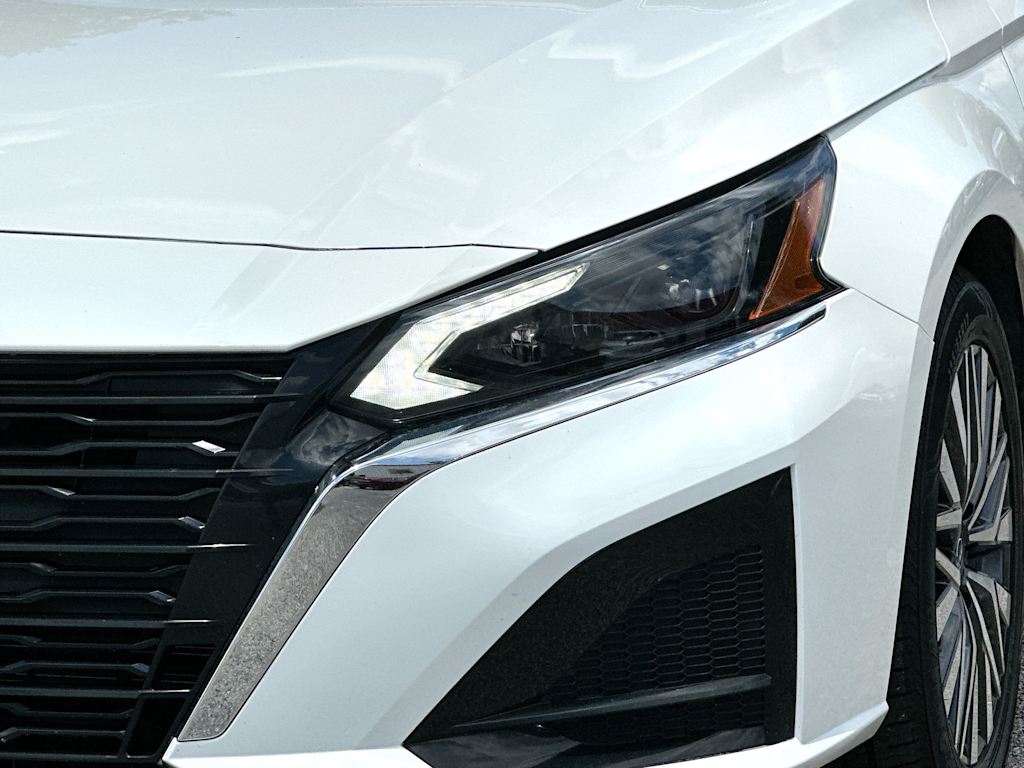 Thumbnail: 2025 Nissan Altima - 26