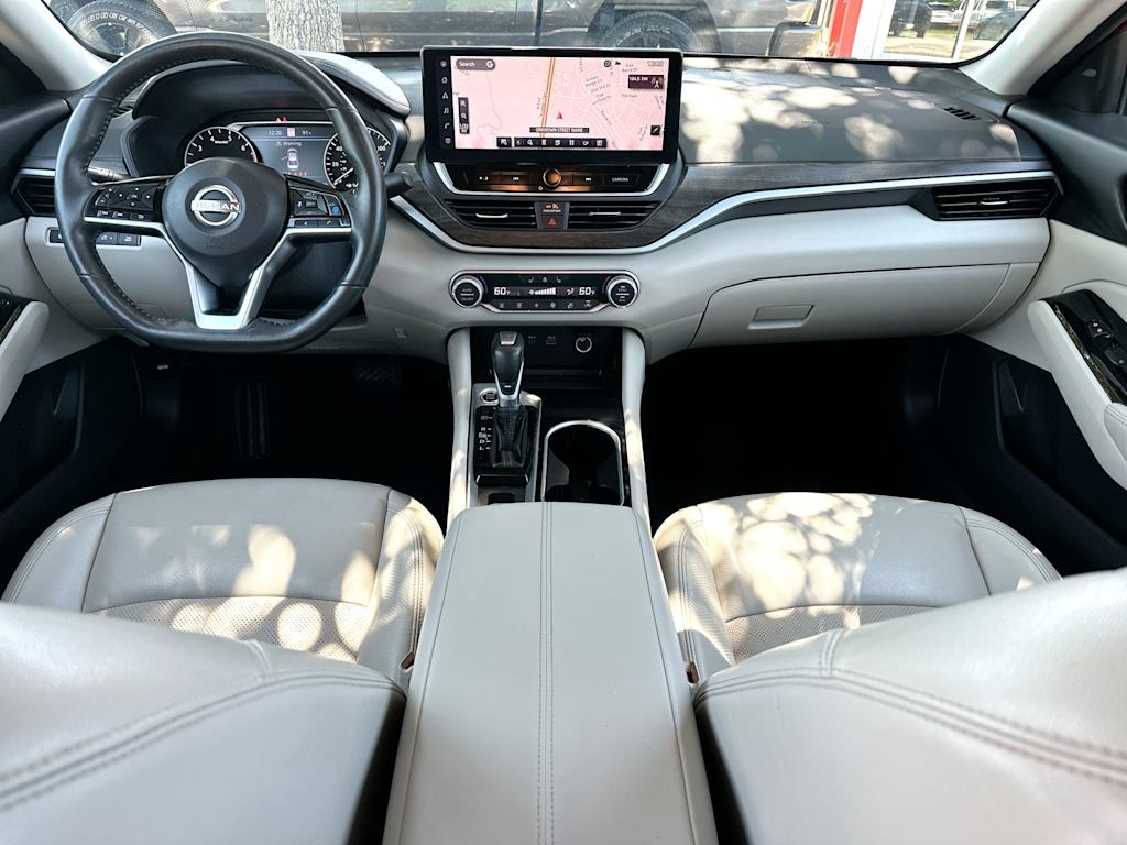 Thumbnail: 2024 Nissan Altima - 9