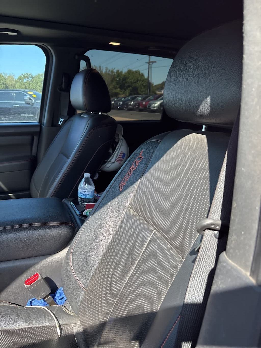 Thumbnail: 2020 Nissan Titan - 4