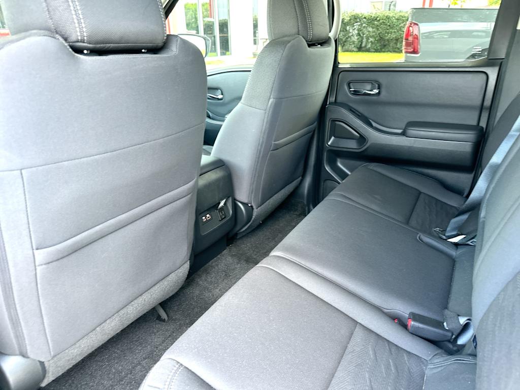 Thumbnail: 2022 Nissan Frontier - 26