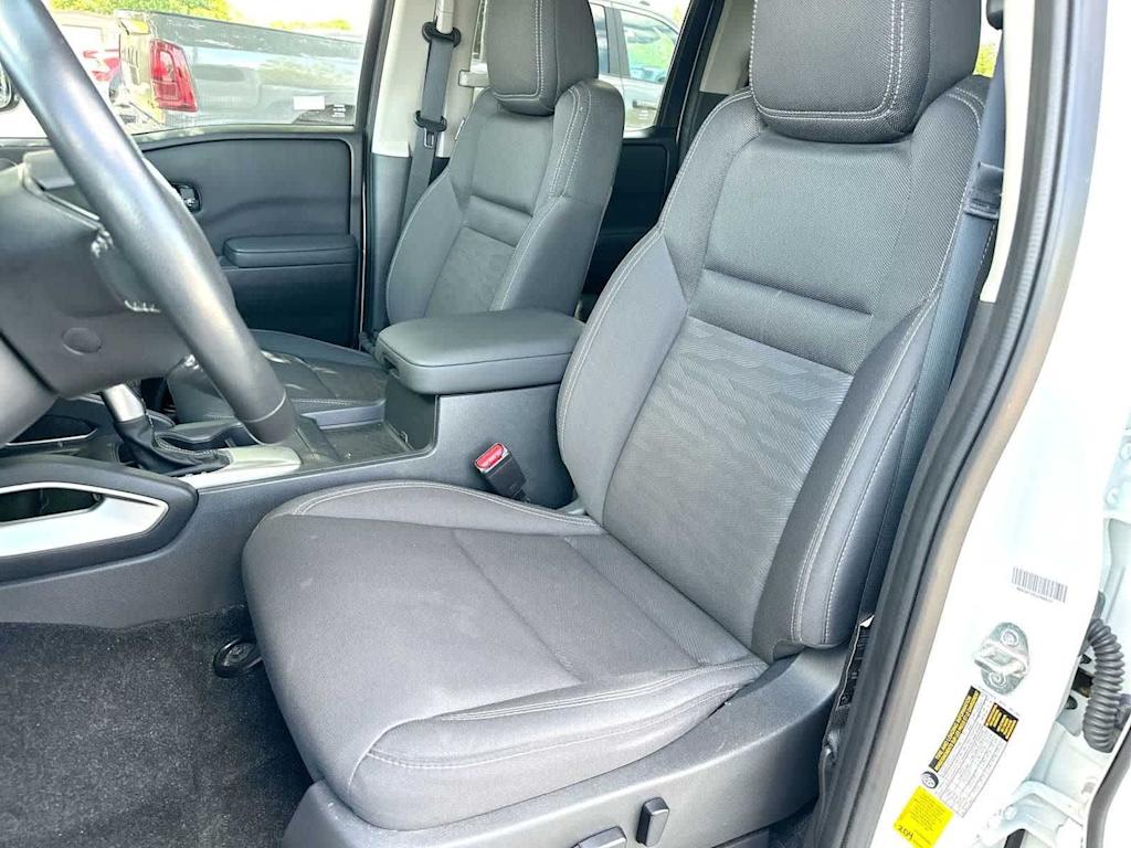 Thumbnail: 2022 Nissan Frontier - 10